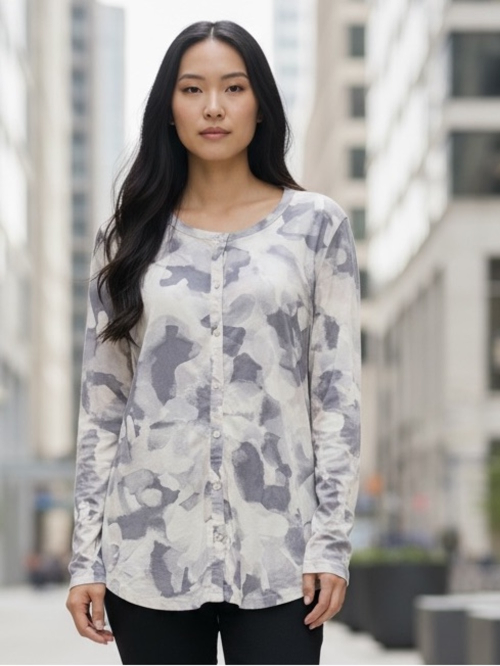 LOGO Lori Goldstein XL Watercolor Print Button Front Knit Gray Neutral